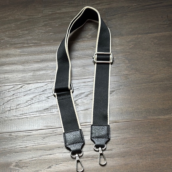 Crossbody Canvas Strap, silver tone clasp, extends to 52” - Picture 1 of 5